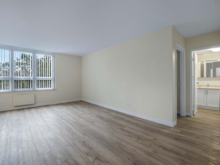 Seaway Tower Apartments - Photo 5