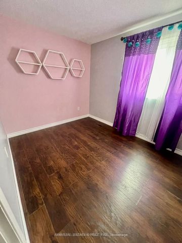 For Lease - 59 Kirby Crescent, Whitby, Ontario - Photo 5