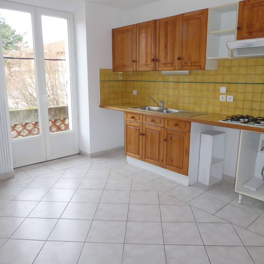 Location appartement 4 pièces 84.5 m² à Aubenas (07200) - Photo 1