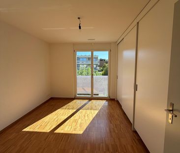 helle Wohnung mit sonnigem Balkon - Photo 3