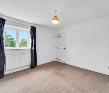 3 bedroom detached house to rent - Photo 5