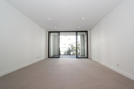 Close to USYD, Huge Two Bedder with Garden Views In Harold Park!!! - Photo 3
