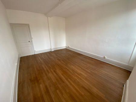 Location Appartement 4 pièces 109m² - Photo 5