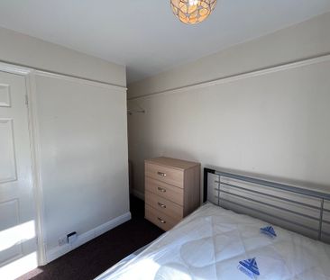 Wilberforce Avenue, Burton Stone Lane - P1051 - Photo 5