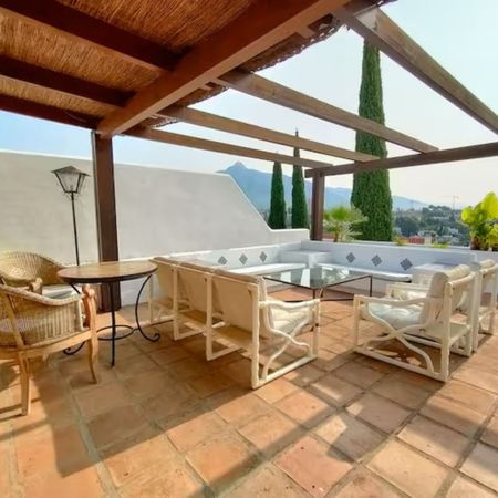 Penthouse · Nueva Andalucía - Photo 2