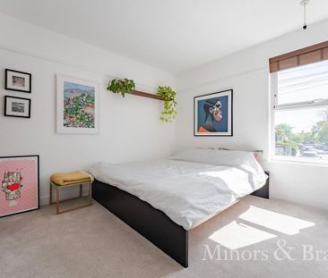 3 bedroom terraced house to rent - Photo 3