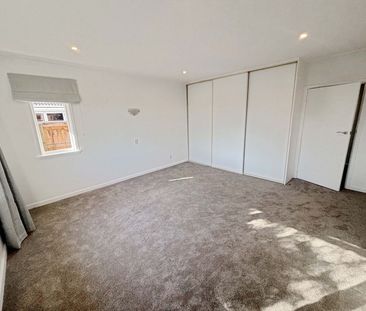 265 Cranford Street, ST ALBANS, NZ 8052 - Photo 2