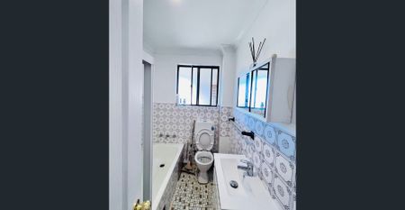 SHORT WALK TO ALL AMENITIES - Photo 4