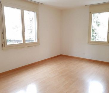 Schöne 4.5 Zimmer Wohnung mit Balkon - Foto 3