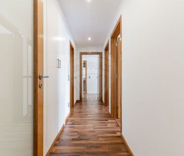 3 room luxury Apartment for rent in Cascais e Estoril, Portugal - Photo 1