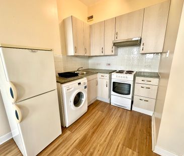 Paisley Road, Renfrew, Renfrewshire, PA4 8EX - Photo 6