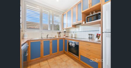 Low maintenance living in a quiet Concord pocket - Photo 4