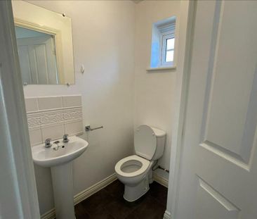 4 bedroom terraced house to rent - Photo 6