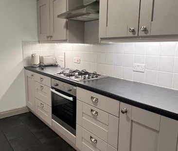 Room's Available August 1st, 34a Delhi Street, Belfast, BT7 3AJ - Photo 6
