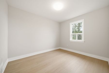 For Lease - 496 Northcliffe Boulevard Unit# Mn&2nd, Toronto, Ontario - Photo 3