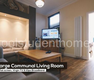 Jubilee Drive, Liverpool - Photo 1