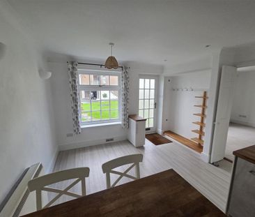 2 bedroom end of terrace house to rent - Photo 6