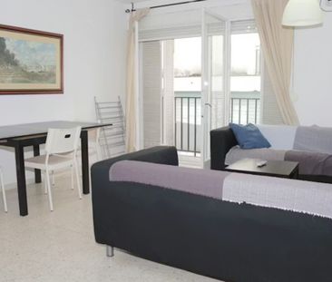 Calle Buiza y Mensaque, Sevilla, Andalusia 41004 - Photo 5