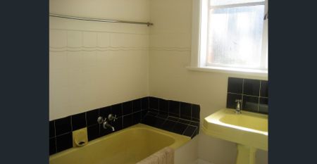 42 Nell Street, Greensborough, Vic 3088 - Photo 2