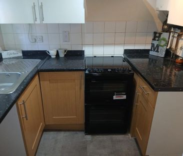 1 bedroom flat to rent - Photo 5