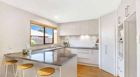 NORTHWOOD - FOUR BEDROOMS, TWO BATHROOMS, DOUBLE GARAGE - Photo 2