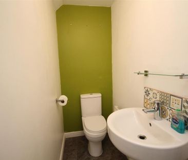 2 bedroom terraced house to rent - Photo 3
