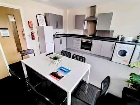 Ensuite - Photo 5