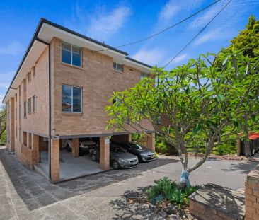 Sundrenched With Extra Large Proportions - Photo 1