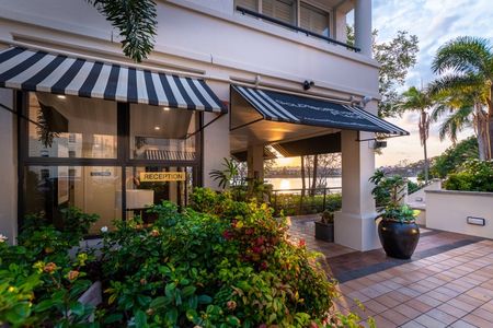 Goldsborough Place - Fully Furnished Serviced Apartments - Short & Long Term Accommodation Available! - Photo 2