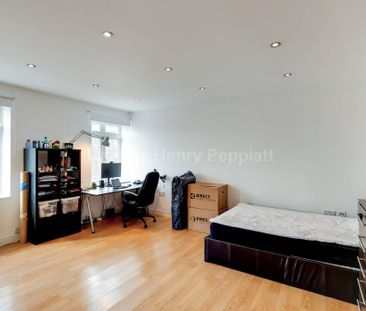 Studio to rent - Photo 5
