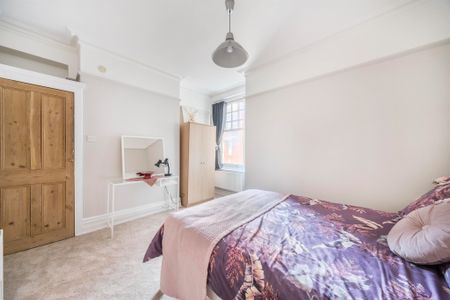 Fulham Road, . - Photo 3