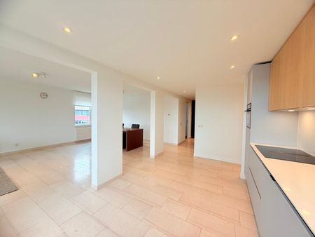 Zeelandiahoeve 138, 1187 MD, Amstelveen - Photo 2