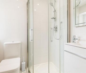 3 bedroom detached house to rent - Photo 2