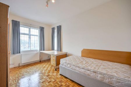 4 bedroom detached house to rent - Photo 4