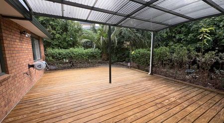 Park View Family Home - Photo 4