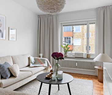 Arvid Mörnes väg, Bromma - Photo 2