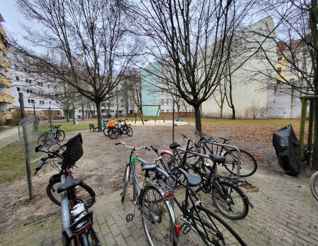 Modern möblierte Wohnung in begehrter Lage! - Photo 1