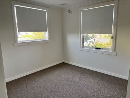 5 Caringa Place, Devonport TAS 7310 - Photo 2