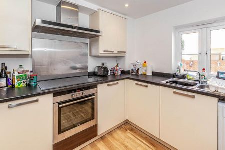 2 bedroom flat to rent - Photo 3