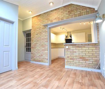 Ashenden Walk, Tunbridge Wells, Kent, TN2 - Photo 2