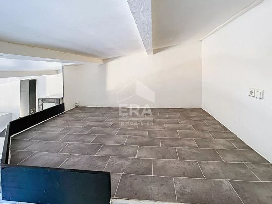 Studio avec grande terrasse - Photo 1