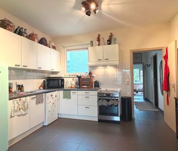 RuimTTweeslaapkamerappartement gelegen in de stationsbuurt Gent-Sin... - Photo 5