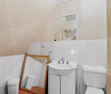 11 Liberty Street Enmore, Sydney - Photo 3