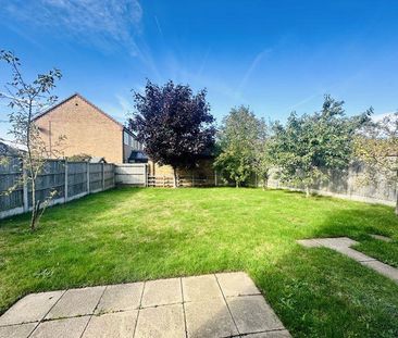 3 bedroom detached house to rent - Photo 3