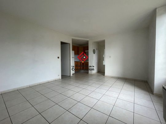 Location Appartement 2 pièces 35m² ST ISMIER 38330 - Photo 1