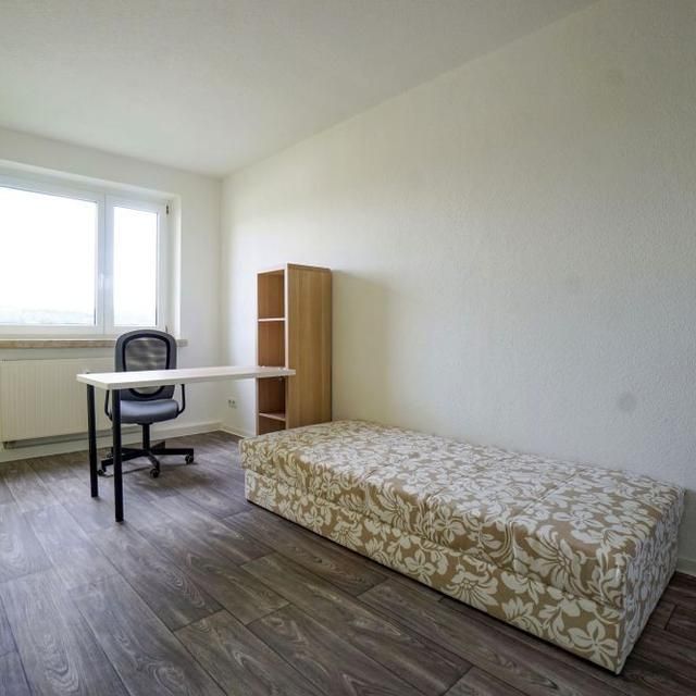 Möbliertes WG-Zimmer in 2er-Wohngemeinschaft für Schüler und Studenten - Photo 1