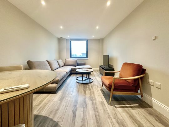 Sheldon Square, London - Photo 1