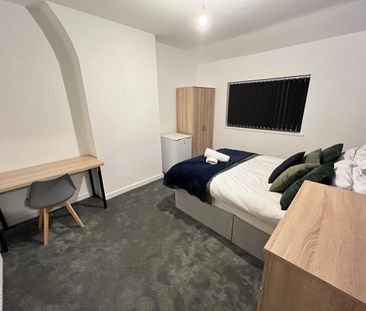 Room in a Shared House, Hugh Road, B67 - Photo 6