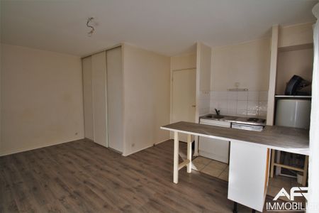 STUDIO CARRIERES SUR SEINE - Photo 3
