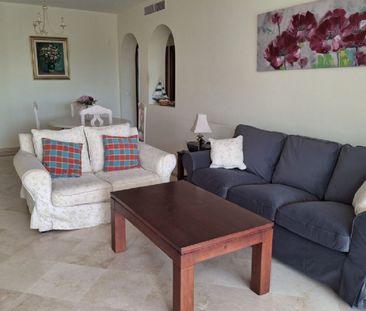 2 Bedroom Apartment For Rent in Costalita, Málaga - Photo 5